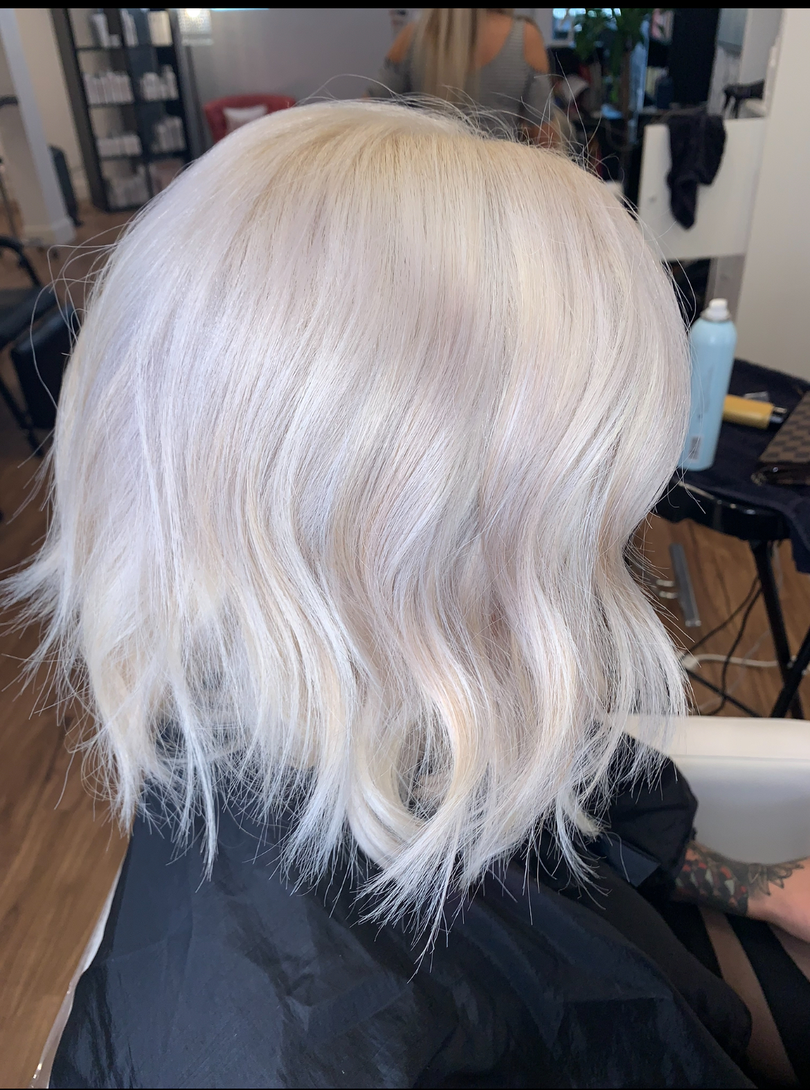 Icy platinum textured lob